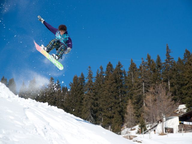 冬の娯楽スキーツアーをお得に楽しむポイント